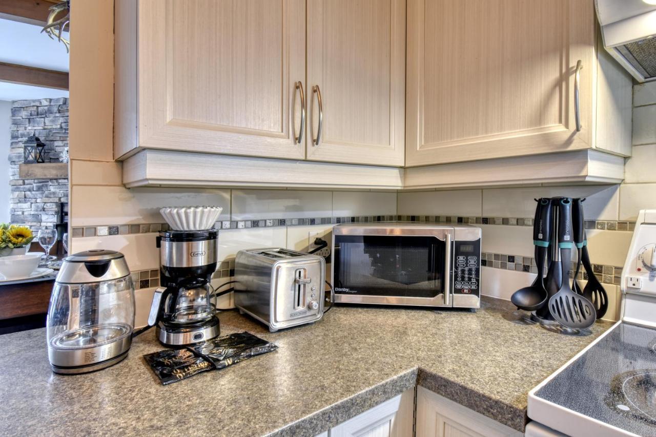 Elegant Apartment - View On Lake Tremblant & Mountain Μοντ Τρεμπλάν Εξωτερικό φωτογραφία
